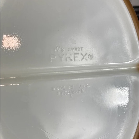 Early American Pyrex Dish In Mint Condition/Mid-century1.5 qt in Brown & Gold - Picture 7 of 12
